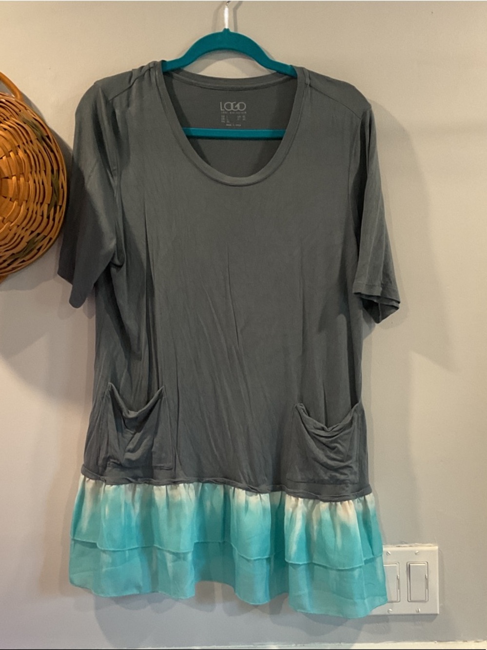 LOGO by Lori Goldstein top